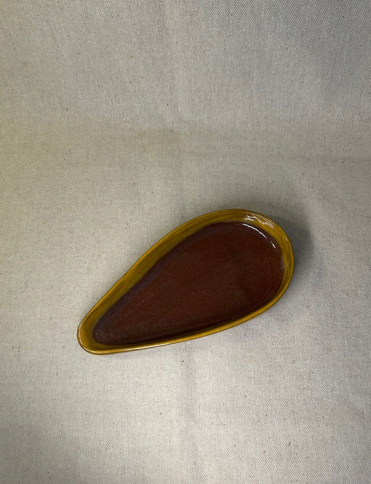 Kahve Hardal Badem Servis