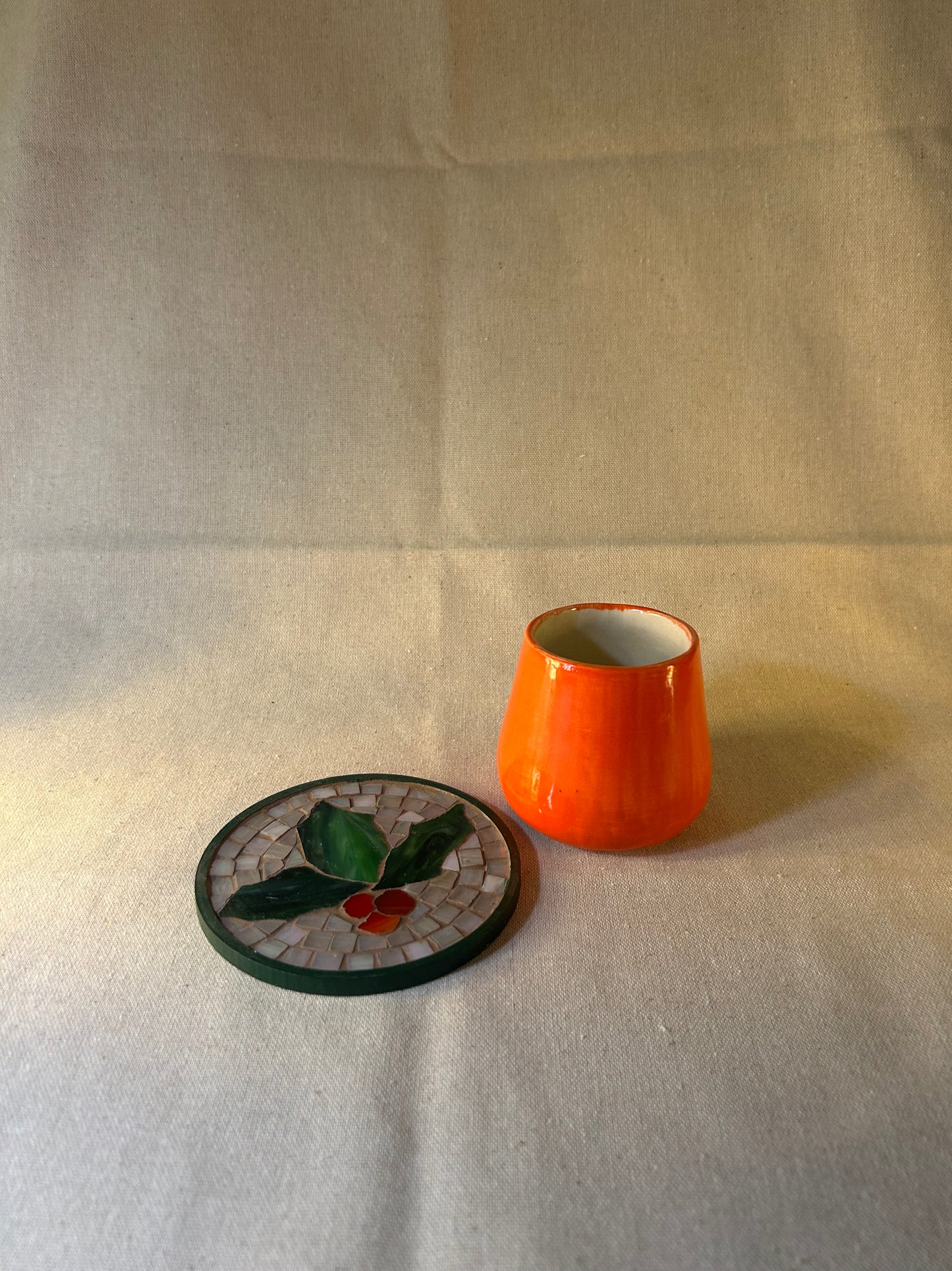 Mozaik Tablalı Turuncu Fincan