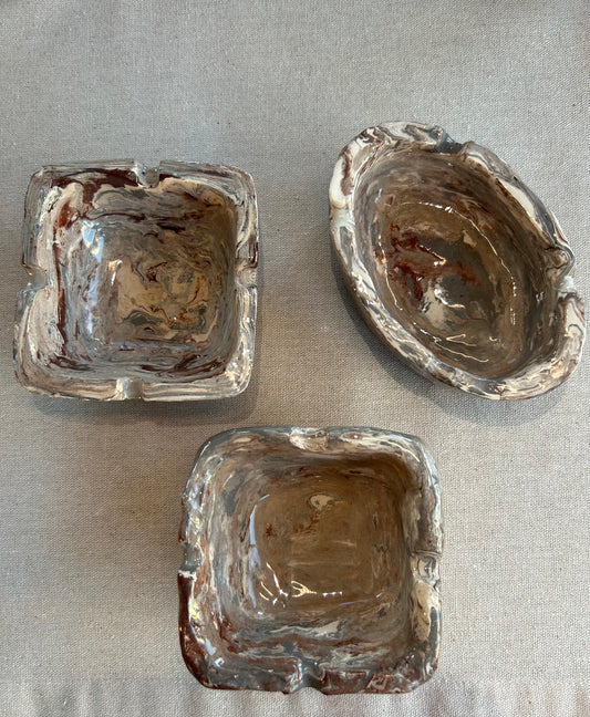 Sürreal Kül Tablası Seti