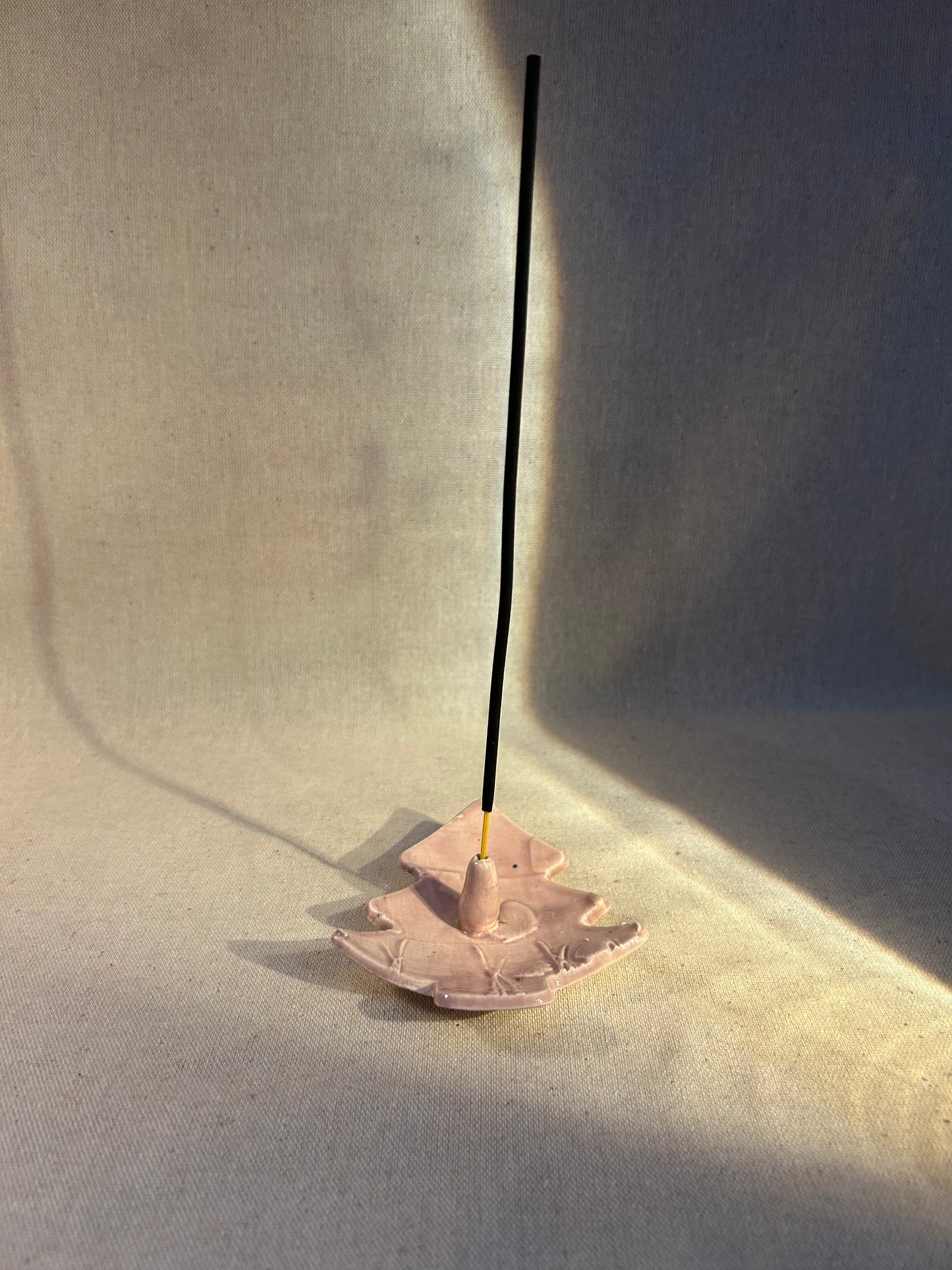 Pembe Çam Ağacı Tütsülük