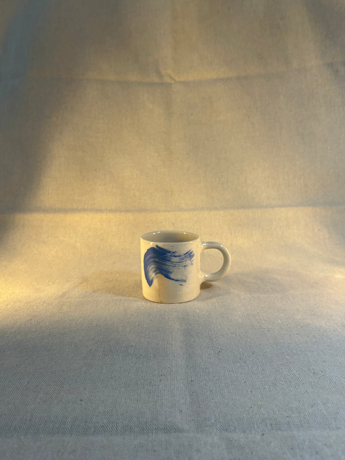 Mavi Fırça Darbesi Fincan