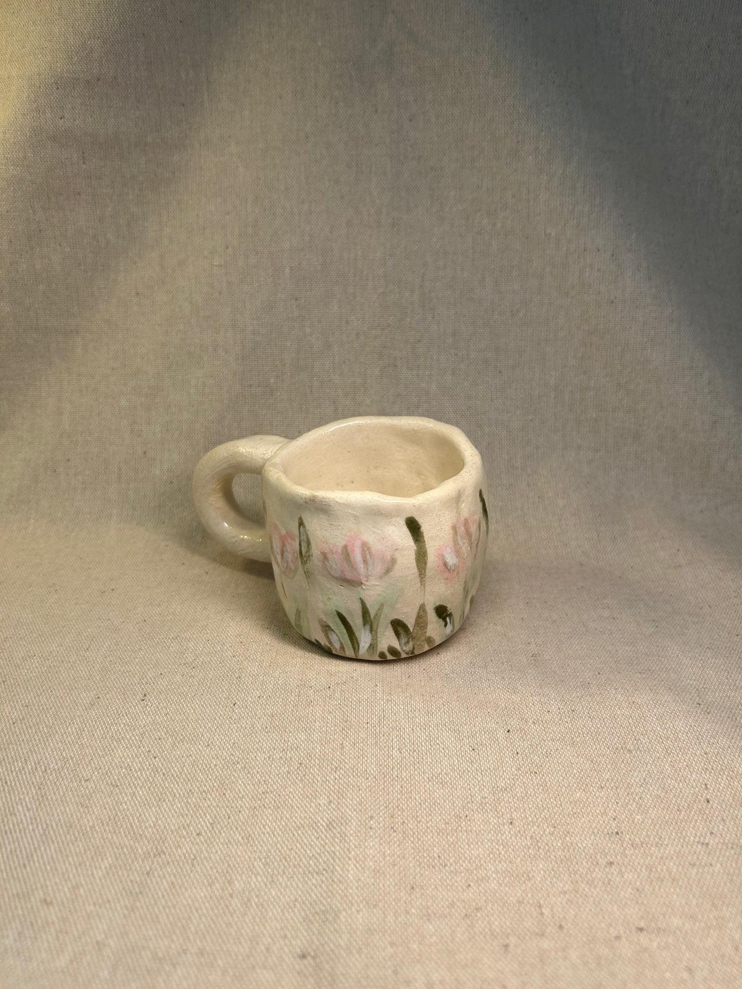 Neşeli Fincanlar Çiçekli Kupa