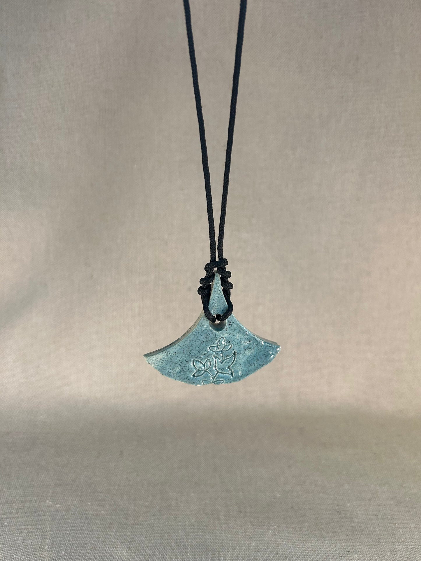 Seramik Figürlü Kolyeler